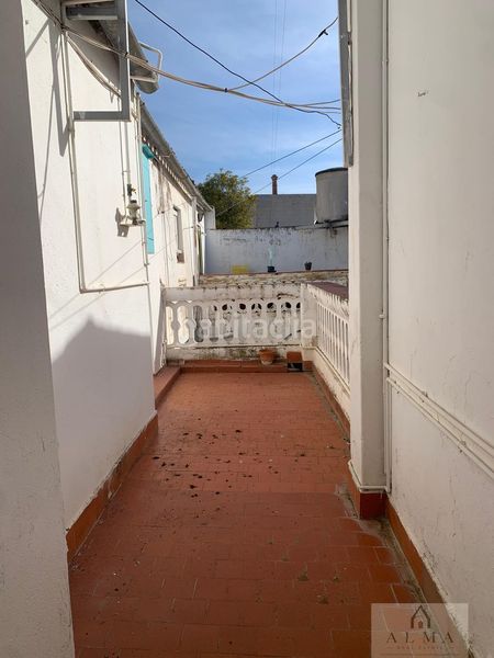 Foto c7a814bc-3447-44db-952f-ea9de13ca458. Casa amb aparcament a Almendralejo