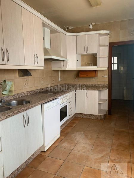 Foto f3a20df8-5eaf-4c4c-b311-708f618fc958. Casa amb aparcament a Almendralejo