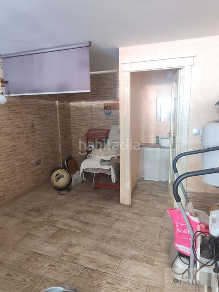 Foto 8390b975-0dd3-4aa2-a26e-512fc932ebd1. Local comercial local en Almendralejo