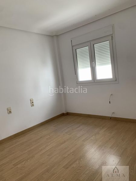 Foto 789803b8-7cd1-4ff2-80d6-43342649a1bb. Lloguer local comercial a Almendralejo