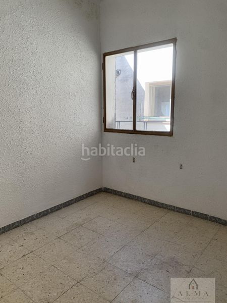 Foto a5b92a84-333f-45b4-8f0f-a65293328ab5. Pis a Almendralejo