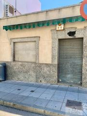 Geschäftsraum in Almendralejo. Almendralejolocal