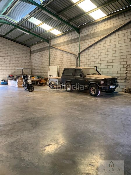 Foto a92a391e-9289-4cb8-b805-a76105036715. Nau industrial a Almendralejo