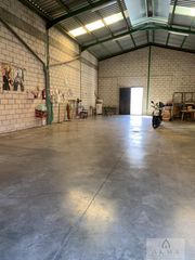 Fabrikhalle in Almendralejo. Almendralejonave