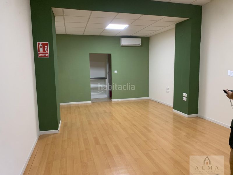 Foto b37f7533-13d7-4fb1-9673-c535e2111329. Miete geschäftsraum in Almendralejo
