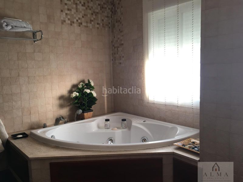 Foto 720ee6c1-9b27-41dc-a21e-c9b4b14e7a87. Flat with heating in Almendralejo