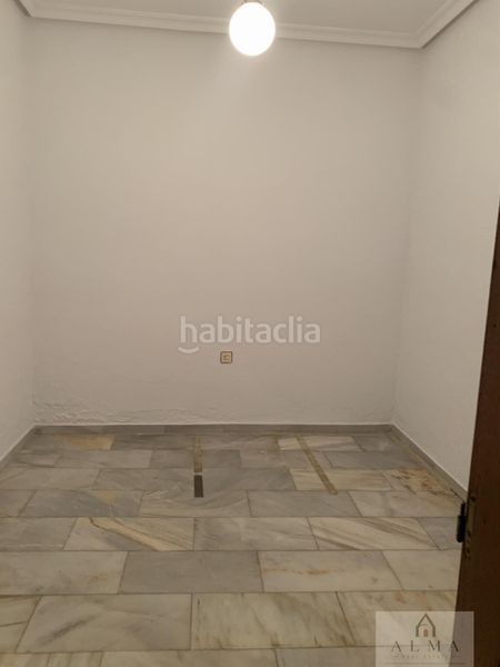Foto e6ca3cca-5f3d-4bfe-b349-074e5b611b4d. Edifici a Almendralejo