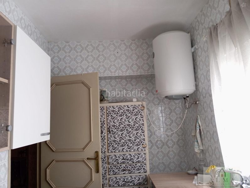 Foto dfd7f93f-7f62-4ac0-bc6b-c92eb57ee5fe. Pis a Almendralejo