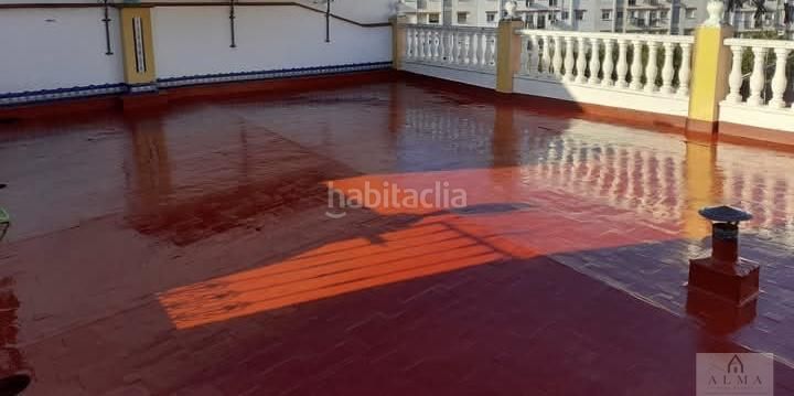 Foto fbe86503-10b2-4147-8313-9d2ae09906ea. Casa amb aparcament a Almendralejo