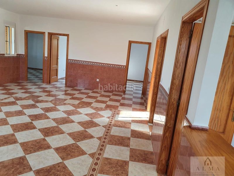 Foto a201b4e7-6fb2-488f-86b4-e6c5cb0b822e. Xalet amb aparcament a Almendralejo