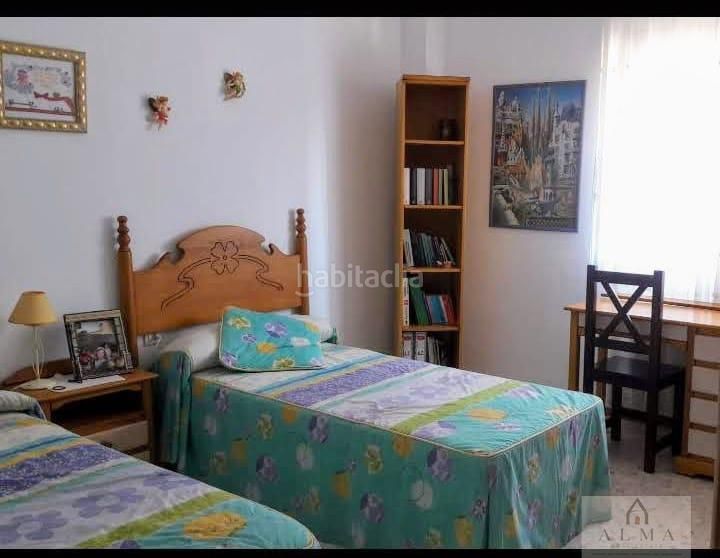Foto 84c60f8f-9c0d-405c-958d-65650e4165ab. Xalet amb aparcament a Almendralejo