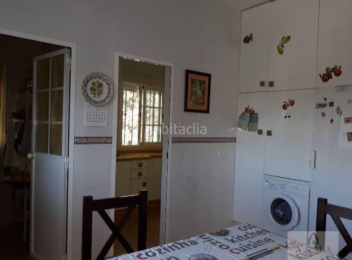 Foto c79906e9-5abe-4a27-8bec-842b474fdffb. Xalet amb aparcament a Almendralejo