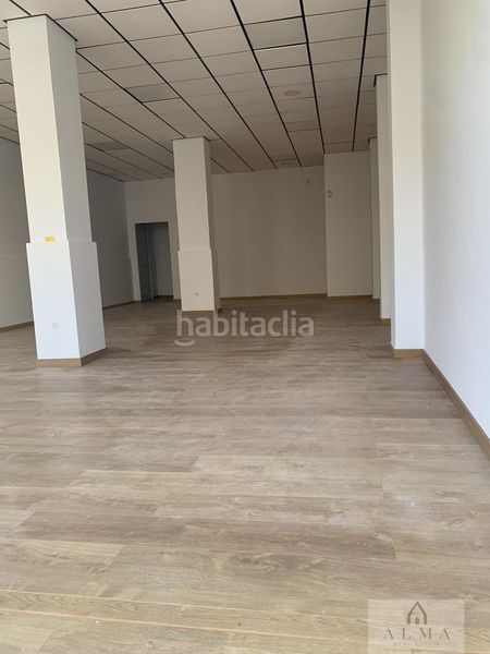 Foto a5fc8cd7-057d-47ab-bc3b-dd6a98b259ec. Local comercial local en Almendralejo