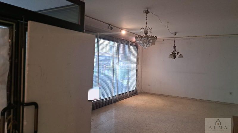 Foto d89d1efb-f2e7-44c4-9aaa-5e5bab22bbd4. Local comercial a Almendralejo