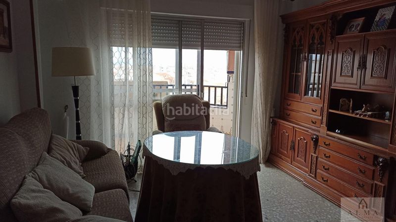 Foto b352f86c-2e2e-46dd-a419-63a469bf1d32. Pis a Almendralejo