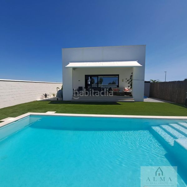 Foto b63c603d-9d9c-4e56-9d72-508b4e84873d. Xalet amb calefacció piscina a Almendralejo