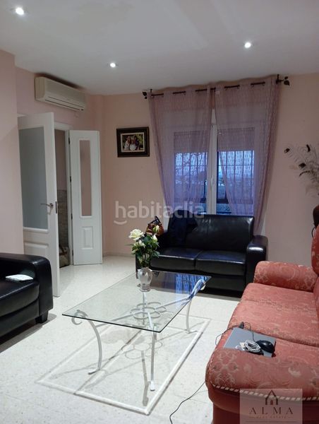 Foto 6a6e6f27-7507-4869-b402-31ce6e28dc79. Duplex avec chauffage parking dans Almendralejo