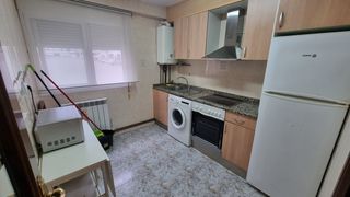 Affitto Appartamento in Ciudad Jardín - Parque Roma. Piso en alquiler en zaragoza, 3 dormitorios.