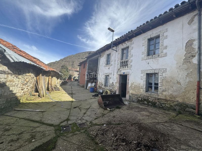 Foto afc00911-bef0-4104-868a-a0ee750d3930. Casa amb aparcament a Puebla de Lillo