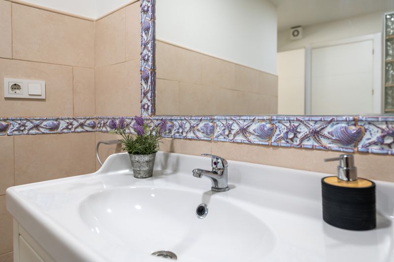 Foto 1405c32a-792a-4341-907d-d33e9032f27d. Lloguer apartament amb calefacció a Miraflores del Palo Málaga