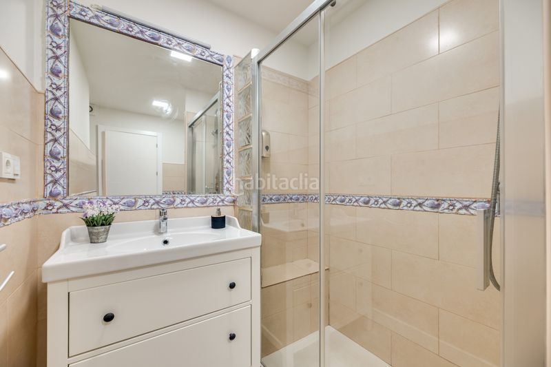 Foto 29a9a7a0-8d78-4e99-b20b-d3f031e13db1. Lloguer apartament amb calefacció piscina a Miraflores del Palo Málaga