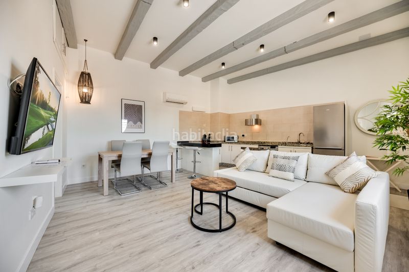 Foto a27c34a6-0f04-4d95-9a10-d8029198bc4b. Lloguer apartament amb calefacció piscina a Miraflores del Palo Málaga