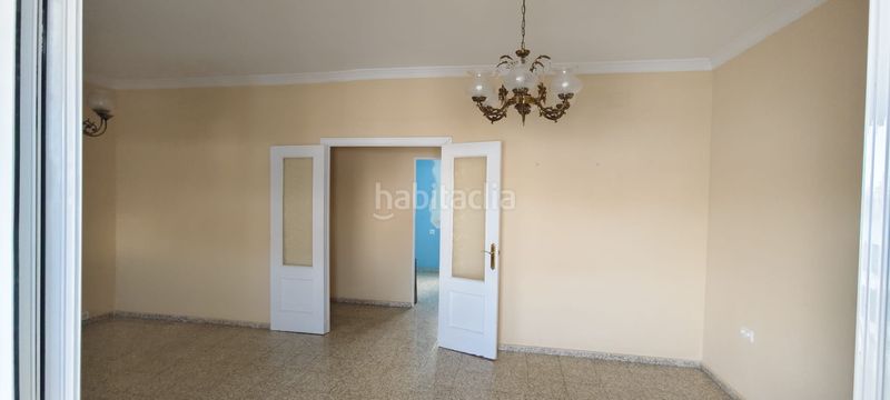 Foto 0a562a0e-3e70-4b3d-a5a3-d76fbf435bb5. Pis amb calefacció a Écija