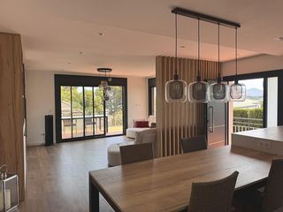 Piccolo appartamento  Calle priorat 4. Apartamento totalmente reformado con dos terrazas y vistas al ma