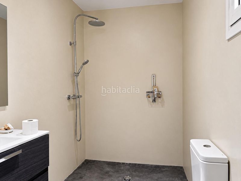 Foto c99fd60d-4e7e-4dc2-be71-6c5e42fbd27f. Apartament amb aparcament a Centre Figueres