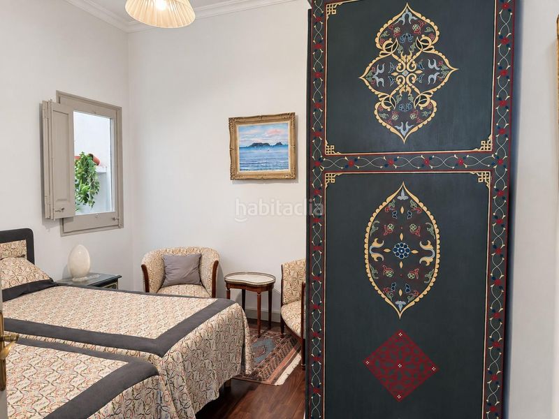 Foto cb876d45-19eb-4a98-81f8-6f489bccf681. Apartament amb aparcament a Centre Figueres