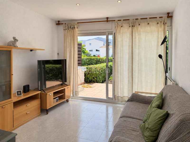 Foto 59f89f11-5e6e-44f3-b4b6-87c5d436904e. Apartament amb aparcament a El Port Llançà