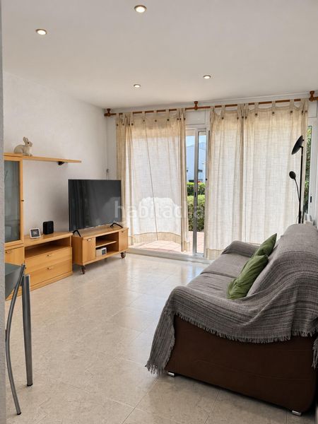 Foto cde10f32-7030-4693-9a86-6b2a6ac7bf13. Apartament amb aparcament a El Port Llançà