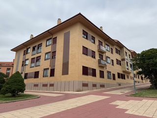 Lloguer Pis  Calle luis sala balust. Piso en alquiler junto al campus universitario de salamanca