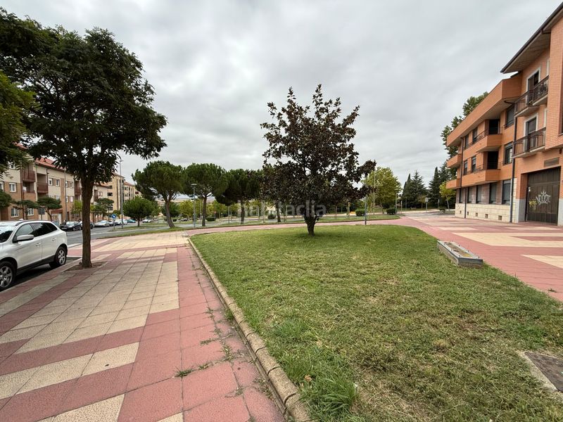 Foto 1c67ad42-d5a1-471f-b276-7259fa2d1296. Lloguer pis amb calefacció aparcament a Pizarrales Salamanca