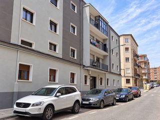 Flat  Calle gómez arias. Piso en venta en calle gómez arias.