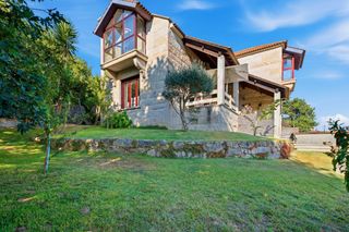 Chalet  Lugar xesteira. Una joya en piedra gallega en el corazón de las rías baixas. 407