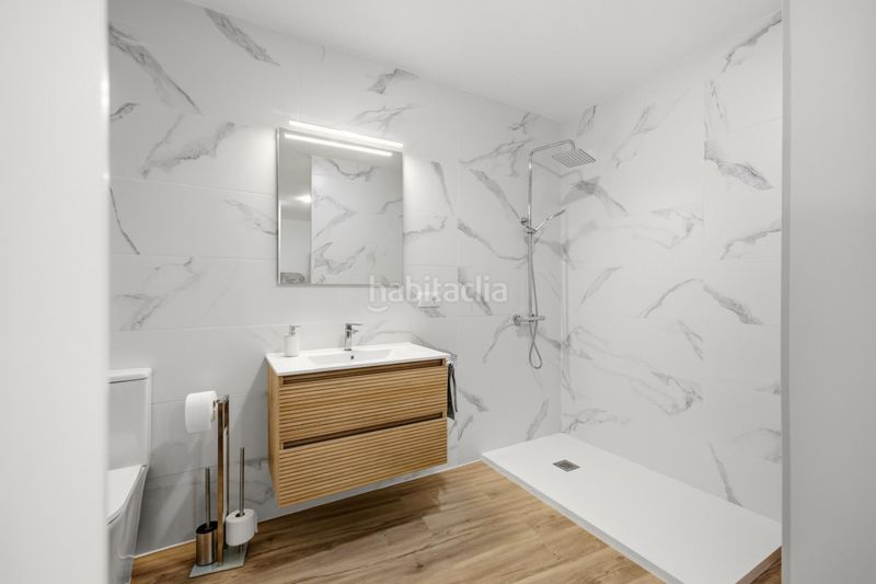 Foto 28349a76-4e59-4476-8d2d-aaa5e6d8ef25. Apartamento si no te lo compras tú, probablemente acabe comprándomelo yo. en Vigo