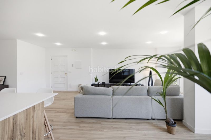 Foto c124383f-7d32-4179-9ea7-8a39e5f5e7ca. Apartamento si no te lo compras tú, probablemente acabe comprándomelo yo. en Vigo