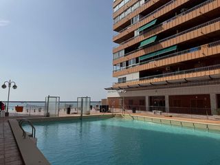 Pis  Avenida doctor gregorio marañón. 7 planta en playa del acequión