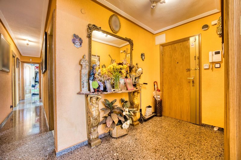 Foto 80b85edb-3f2c-4915-a6e1-67126df8c703. Appartamento in Plaza Castelar - Mercado Central Elda
