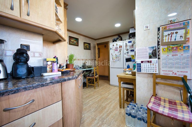 Foto c61b59fb-103a-4cdf-8589-bc6a739b9ab6. Appartamento in Plaza Castelar - Mercado Central Elda