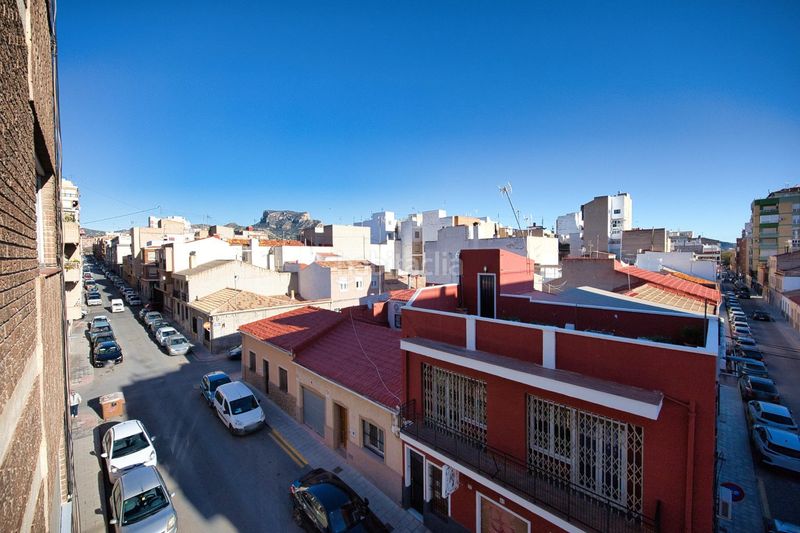 Foto da56e866-cbb7-420f-9f29-3876f4a82687. Appartamento in Plaza Castelar - Mercado Central Elda