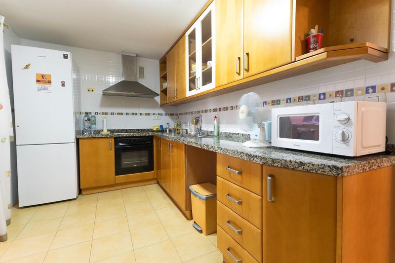 Foto afd8f790-8ba9-434f-be1f-ca21a6e25ddc. Pis amb aparcament piscina a Babel Alicante