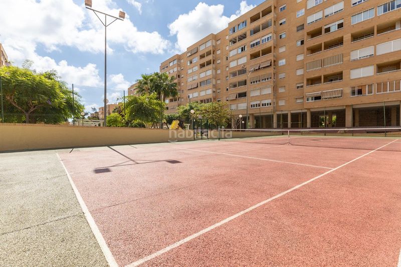 Foto ef0da7c4-67e8-4ccd-bd36-af738017bcd1. Pis amb aparcament piscina a Babel Alicante