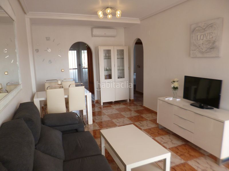 Foto d7fd110d-e4fe-43bb-9f6a-10cc2ff37a28. Apartament a Cabo Roig Orihuela