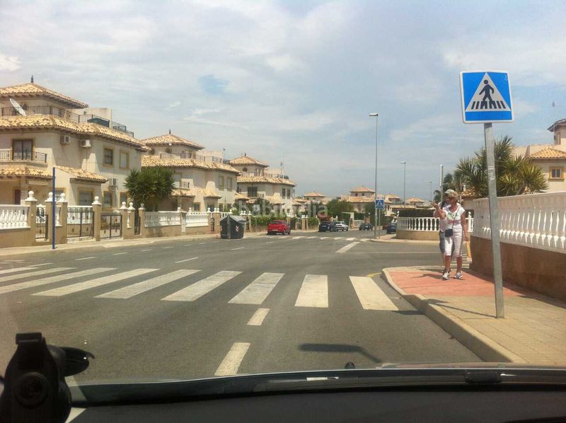 Foto 1c0944e5-bae1-4b69-a856-561fc7d563c4. Apartamento en Cabo Roig Orihuela