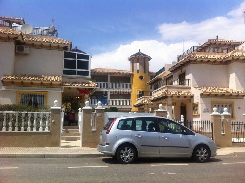 Foto f0ffc7ef-8c2c-44ca-9723-1aa7e4b72fda. Apartamento en Cabo Roig Orihuela