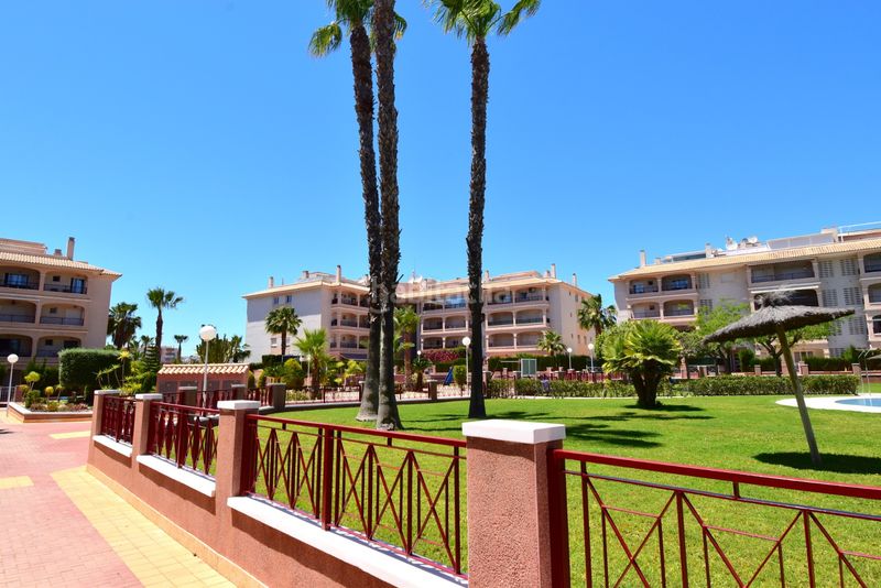 Foto d1584b36-8041-4897-bce9-1be3023cfb0f. Dúplex a La Florida Orihuela