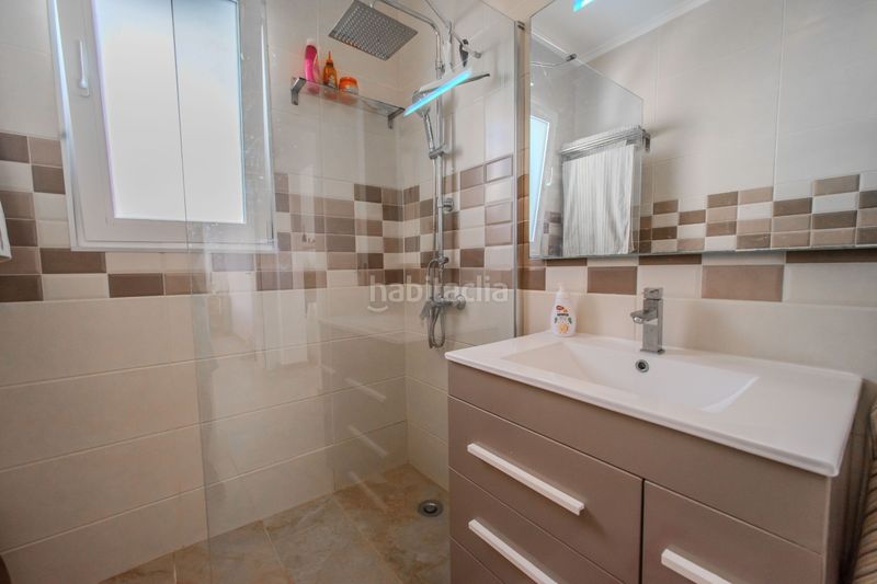 Foto e7c8c26b-59bf-4ca5-830e-5e0e38e11e80. Casa a Benijófar