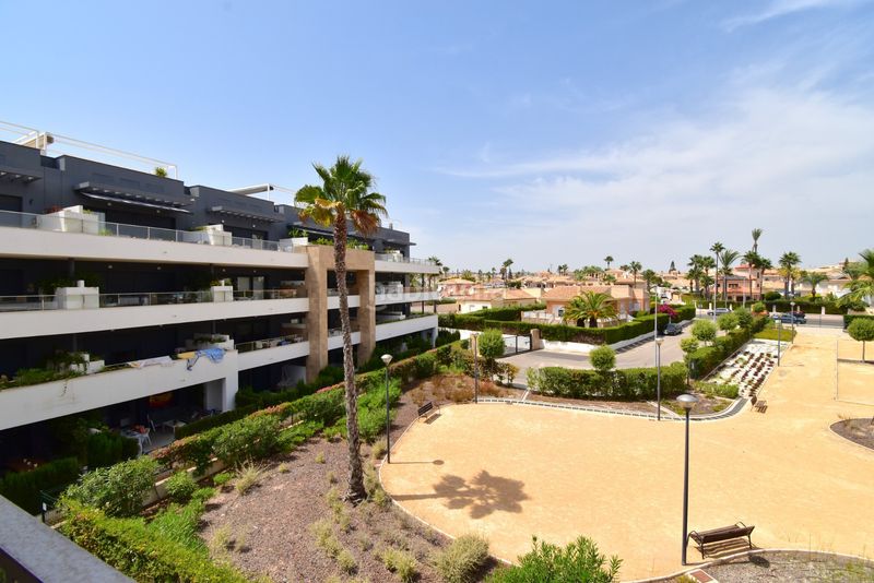 Foto 2b47e06a-beda-4ae3-99c9-55175583d96e. Apartament a Playa Flamenca Orihuela